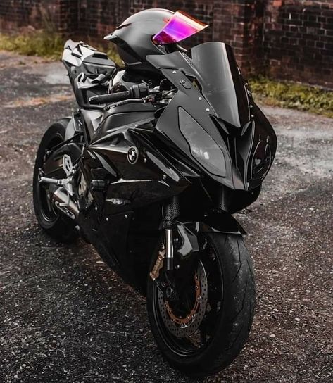 Bmw Motorcycle S1000rr, Girl Riding Motorcycle, Anime Face Drawing, Best Motorbike, Biker Photography, Bmw Black, Motos Bmw, Motorcycle Aesthetic, Night Biking