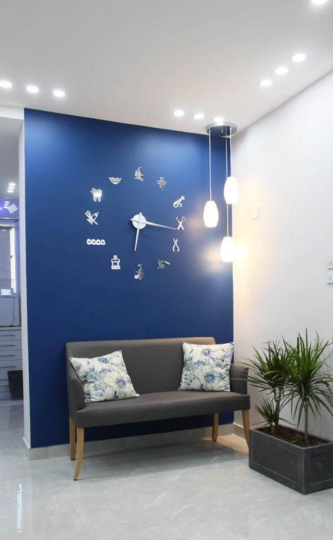 Best Dental Clinic Design, Dental Clinic Decoration Ideas, Dental Facebook Cover, Dental Clinics Interiors, Clinic Room Interior Design, Dental Clinic Ideas, Dental Clinic Decor, Dental Clinic Color Palette, Dental Ideas