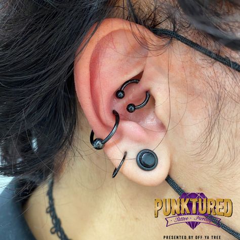 Conch and Daith combo ✌️ 📍 225 King St, Newtown NSW 2042 #punktured #offyatree #piercing #piercings #piercingstudio #piercedchicks #girlswithpiercings #piercingaustralia #conchpiercing #conch #daithpiercing Piercing Studio, Daith Piercing, Conch Piercing, Ear Tattoo, Conch, Behind Ear Tattoo, Piercings, Tattoos