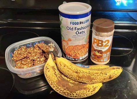 Ww Oatmeal Recipes, Weight Watchers Banana Recipes, Ww Banana Recipes, Pb2 Oatmeal, 3 Ingredient Banana Cookies, Banana Oatmeal Recipe, Banana Oatmeal Cookies Healthy, Weight Watcher Cookies, Pb2 Recipes