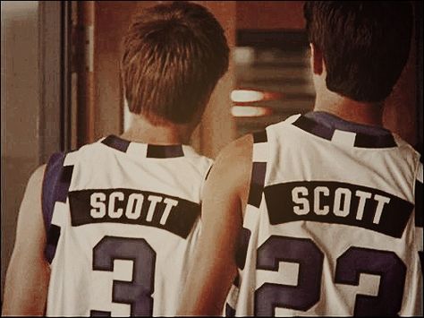 One Tree Hill  Ravens Basketball  Lucas Scott 3  Nathan Scott 23  Background Lying Game, Nathan Haley, James Lafferty, Lucas Scott, Nathan Scott, Scott Brothers, Chad Michael Murray, Tree Hill, First Tv