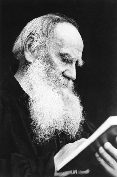 #Leo Tolstoy reading a book c. 1910 [736 x 1115] #history #retro #vintage #dh #HistoryPorn http://ift.tt/2hjit8Q Leo Tolstoy Art, Anna Karenina Leo Tolstoy, Dostoevsky Portrait, Trends And Tolstoy, Leo Tolstoy Books, Russian Writers, Russian Literature, Leo Tolstoy, Dr House