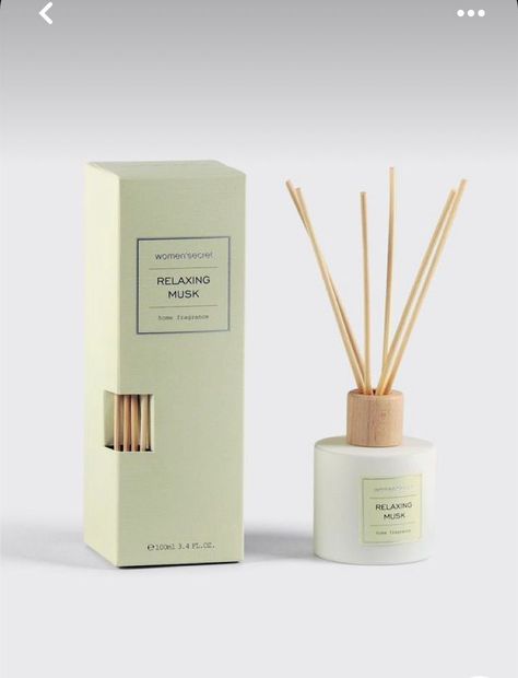 Reed Diffuser Packaging Ideas, Diffuser Packaging Ideas, Diffuser Packaging, Reed Diffuser Packaging, Reed Diffuser Bottle, Chic Candles, Package Ideas, Brand Ideas, Diffuser Bottle