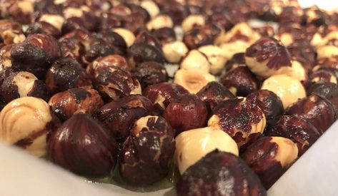 Hazelnut Recipes, How To Roast Hazelnuts, Luxurious Life, Chocolate Spread, Roast Recipes, Secret Recipe, Light Recipes, Dairy Free Recipes, Appetizer Snacks