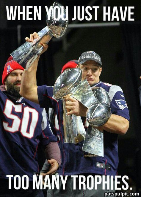 We can never have enough trophys! Gronk Patriots, Patriots Superbowl, England Sports, Go Pats, Nfl Patriots, New England Patriots Football, Superbowl Champions, Nfl Memes, Rob Gronkowski