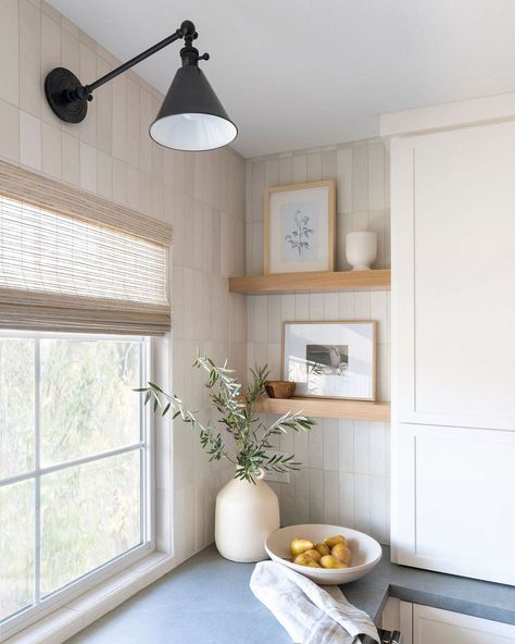 Bedrosians Tile and Stone on Instagram: “Loving the textures and tones in this space. Backsplash: Makoto 2.5x10 in Shoji White Design: @twigandoakdesign 📸:…” White Kitchen With Gray Countertops, Kitchen With Gray Countertops, Gray Countertops, Bedrosians Tile, Shoji White, Grey Countertops, Textures And Tones, Ceramic Wall Tiles, Wall Tile