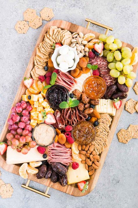 Charcuterie Board (Gluten-Free Snack Board) | Delicious Meets Healthy Charcuterie Board Gluten Free, Girls Night Charcuterie Board, Gluten Free Charcuterie Board, Gluten Free Charcuterie, Christmas Charcuterie Board Ideas, Make A Charcuterie Board, Gluten Free Party Food, Gluten Free Party, Christmas Charcuterie Board