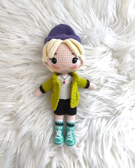 Felix Maniac Outfit 💖 Costum order ✨ #amigurumidoll #amigurumi #amigurumilove #crochettoy #crochetdoll #crocheting #costumorder #etsyhandmade #etsyseller #etsy #etsyshop #skz #straykids #felix #maniac #outfit Felix Maniac Outfit, Felix Maniac, Felix Stray Kids, Amigurumi Doll, Crochet Doll, Etsy Handmade, Crochet Toys, K Pop, Pet Toys