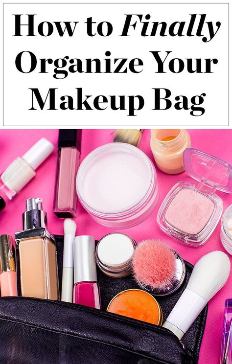 Makeup bag an overflowing mess? Click through for 6 easy tips to organize it - we guarantee you haven't tried no. 4 yet! Bag Organization Ideas, Makeup Artist Bag, Makeup Bag Pattern, Diy Makeup Bag, Large Makeup Bag, Life Hacks Beauty, Makeup Travel Case, Makeup Bag Organization, Diy Beauty Hacks