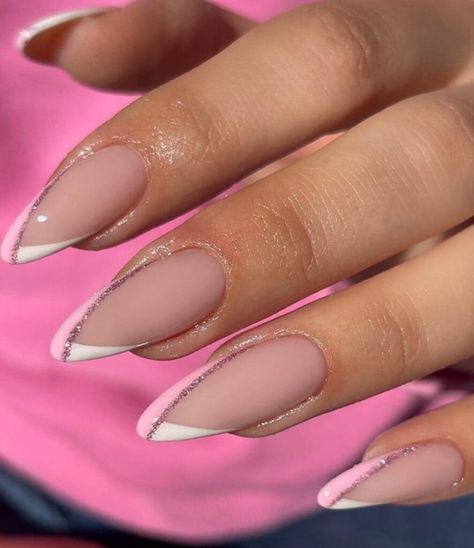 Pink and white chevron tips with pink glitter Round Nail Tip Designs, Round Tip Nail Ideas, Pink And White Almond Nails Art Designs, Pink With White Glitter Nails, Pink And White Nails Coffin Short, White French Nails Ideas Almond, White Nail Designs Oval, Elegant Pink And White Nails, Almond Nails Designs Elegant