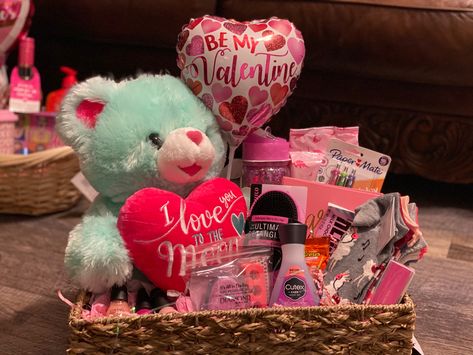 Valentines Baskets For Friends, Valentine’s Day Basket, Valentine Basket Ideas, Valentines Basket Ideas, Diy Valentine's Gift Baskets, Disney Easter Basket, Valentines Baskets For Him, Valentines Day Basket, Valentines Basket