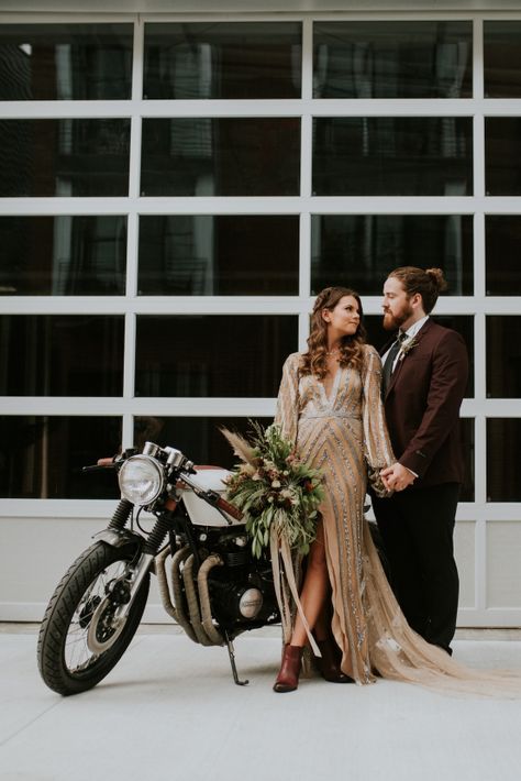 Cidery Wedding, Motorcycle Wedding Pictures, Hip Wedding, Rue De Seine Wedding Dress, Bike Wedding, Motorcycle Wedding, Biker Wedding, Pre Wedding Shoot Ideas, Eclectic Wedding