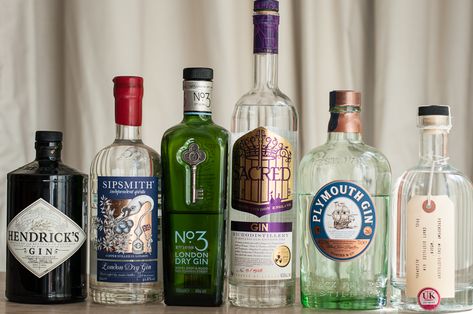 How to build a gin collection -  mycustardpie.com Gin Collection, London Gin, Bar Trolley, Gin Drinks, Gin Bottles, British Food, Gin And Tonic, Dream Decor, The Men