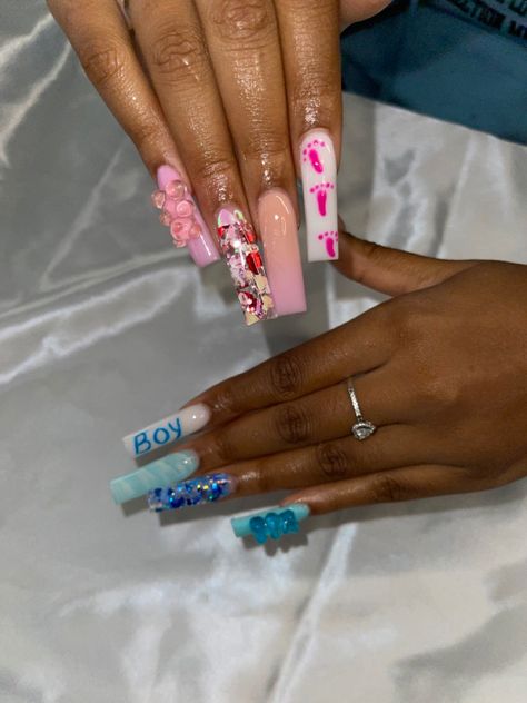 Gender Reveal Acrylic Nails Ideas, Nails For Maternity Pictures, Pregnant Nails, Gender Reveal Nails Ideas Simple, Gender Reveal Nails Ideas Acrylic, Nails Gender Reveal, Gender Reveal Nails Ideas, Maternity Nails, Crazy Acrylic Nails