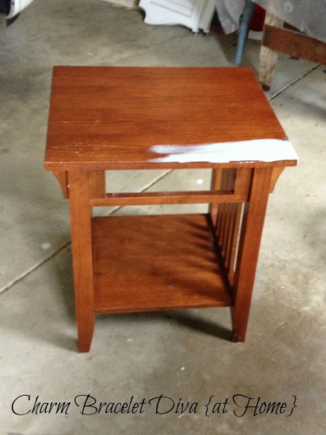 Transform a Traditional Mission-style End Table Easily & Inexpensively Mission Style End Tables, Mission Table, Vintage Style Furniture, End Table Makeover, Side Table Makeover, Homemade Chalk Paint, Old Cabinet Doors, Homemade Chalk, Mission Style Furniture