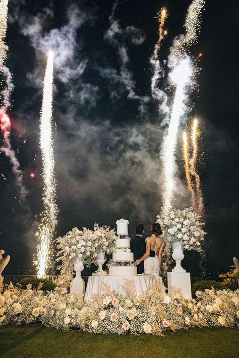 Wedding In Sicily, Wedding Fireworks, Sicily Wedding, Dream Wedding Reception, Dream Wedding Decorations, Drømme Liv, Dream Wedding Venues, European Wedding, Wedding Venue Decorations