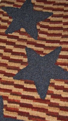 Wool Hooking, Tattered Flag, Hook Rugs, Hooked Rugs Primitive, American Primitive, Blue Rugs, Primitive Rugs, Rug Hooking Patterns, Hand Hooked Rugs