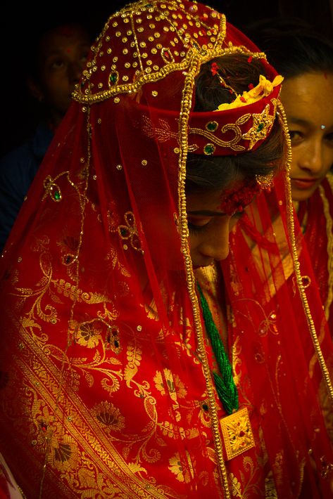 Nepali Bride Wedding Nepal, Nepali Clothing, Nepali Bride, Nepali Wedding, Nepal Clothing, Lengha Saree, Travel Nepal, Nepal Culture, Royal Core