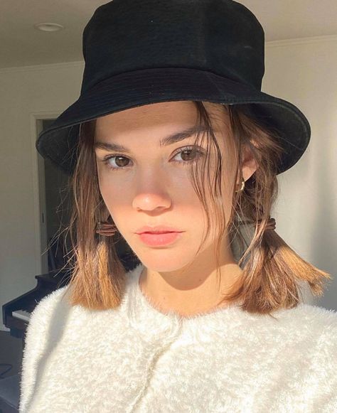 Maia Mitchell Instagram, Maia Mitchell, Style Aesthetic, Celebrity Hairstyles, Messy Hairstyles, Celebrities Female, Hair Inspo, Pretty People, Makeup Looks