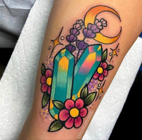 Crystal Tattoo Traditional, Neotraditional Crystal Tattoo, Girly Traditional Tattoo Sleeve, Kawaii Flower Tattoo, Pastel Traditional Tattoo, Pastel Tattoo Ideas, Jewel Tattoo Gem, Girly Traditional Tattoo, Witchy Tattoo Designs