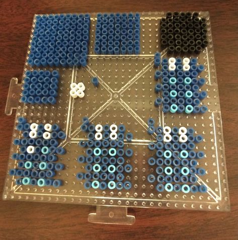 Doctor Who Perler Bead Patterns, Tardis Perler Bead Pattern, Doctor Who Perler Beads, Mini Hama Beads, Pearl Beads Pattern, Perler Beads Designs, Perler Patterns, Perler Bead Patterns, Hama Beads