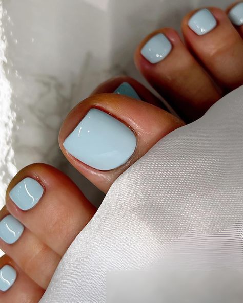 Top 35 Summer Toe Nail Designs for a Trendsetting 2024 Look - divagaze.com Beach Toe Nails, Blue Toe Nails, Toe Nail Ideas, Toe Nail Colors, Toenail Designs Summer, Pedicure Colors, Gel Toe Nails, Toe Nail Color, Nails Feet