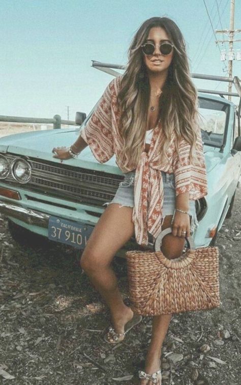 Bohemian Schick, Casual Boho Outfits, Stile Boho Chic, Look Boho Chic, Boho Styl, Mode Hippie, Boho Summer Outfits, Boho Fashion Summer, Boho Style Outfits