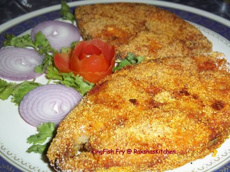 KingFish Fry - Raksha's Kitchen King Fish Recipe, White Fish Recipes Healthy, Marinated Fish, Fish Fry Recipe, Desi Khana, Seafood Recipes Crab, Fish Recipes Baked, Homemade Dinner Recipes, Goan Recipes