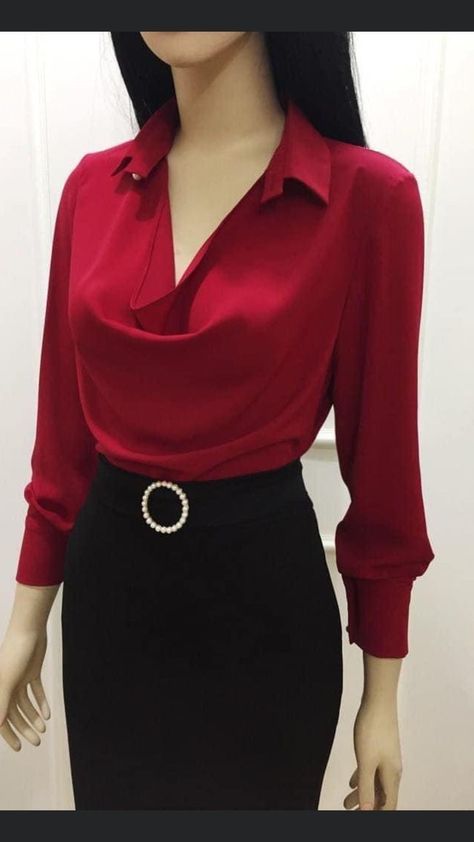 Chiffon Blouses Designs, Blouse Casual Fashion, Women Blouses Fashion, Fashion Tops Blouse, Classy Work Outfits, Trendy Fall Outfits, Stylish Work Outfits, Shirts Design, Elegant Shirt