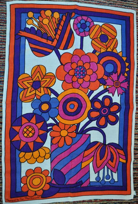 Groovy Graphics, Vintage Tea Towels, 70s Decor, Hanging Fabric, Retro Fabric, Motif Vintage, Retro Designs, Fabric Prints, Antique Textiles