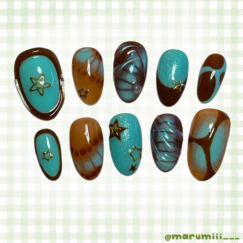 ★Set is shown in Short Oval★ ★All press ons are made to order, please allow up to 2 weeks to receive your set! ★Every nail set is hand-painted with gel polish, please understand if the nails you receive are not a complete replica of the photos! I will try my best though! ★Nail sizes XS: 14mm, 11mm, 12mm, 10mm, 8mm S: 15mm, 12mm, 13mm, 11mm, 9mm M: 16mm, 12mm, 13mm, 11mm, 9mm L: 18mm, 13mm, 14mm, 12mm, 10mm Please follow the instructions on how to measure your nails.  For custom sizes, leave measurements in personalization box at checkout! ★Nail Shapes Short Oval Short Almond Short Coffin Medium Square Medium Almond Medium Stiletto Medium Coffin ★Each package includes -10 nails of your size -Storage box -Cuticle pusher -Nail Glue -Buffing block -Alcohol wipe -Sheet of adhesive tabs ★How to Nail Art Colour Combinations, Cute Short Nail Sets Green, Colorful Matte Nails, Brown And Mint Nails, Two Color Nails Ideas Simple, Teal Jelly Nails, Aqua And Brown Nails, Nail Designs Different On Each Nail, Indie Sleaze Nails