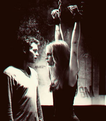 Klaus Caroline, Look Kylie Jenner, Klaus And Caroline, Joseph Morgan, Klaus Mikaelson, Caroline Forbes, Foto Casual, Images Esthétiques, Foto Art