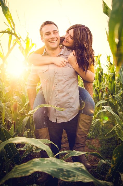 @klonasphoto Fall Cornfield Pictures, Cornfield Photoshoot Couples, Engagement Photos Corn Field, Corn Field Engagement Pictures, Corn Maze Photoshoot Couple, Field Engagement Pictures, Pumpkin Patch Photography, Engaged Pictures, Mountain Destination Wedding