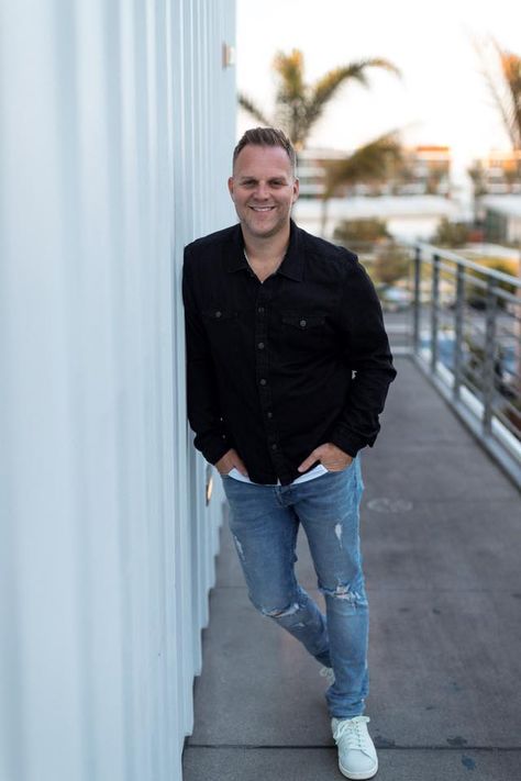 Matthew West - October 2018 Matthew West, Artists Music, Christian Artists, Christian Music, Singers, Normcore, Songs, Music, Quick Saves