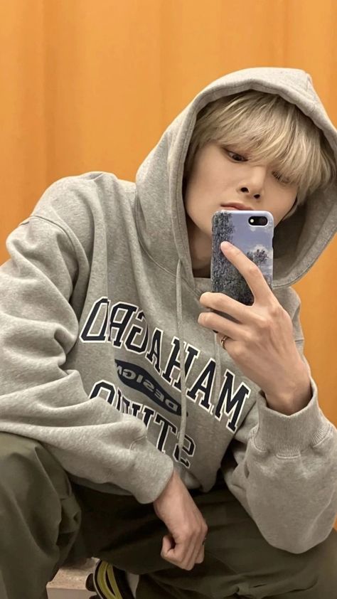 In Stray Kids Boyfriend Material, Stray Kids Boyfriend Material, In Boyfriend Material, I N Stray Kids, Straykids Wallpaper, Straykids In, Choi Daniel, Lee Know Stray Kids, Baby Fox