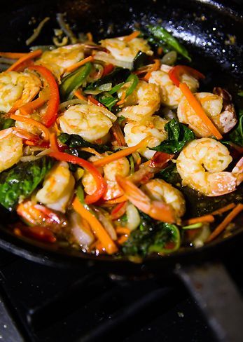 Thai Basil Shrimp, Thai Basil Recipes, Basil Shrimp, Whole Fish, Basil Recipes, Shrimp Recipes For Dinner, Seafood Market, Shellfish Recipes, Thai Basil