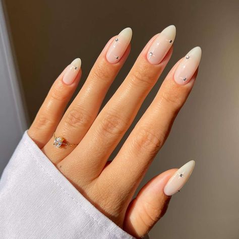 Mother's Day Nails Designs Mom, Mothers Day Nails Ideas, Mothers Day Nails, Minimal Manicure, Mom Nails, Nails After Acrylics, Coffin Nails Matte, Pastel Nails Designs, Baby Blue Nails