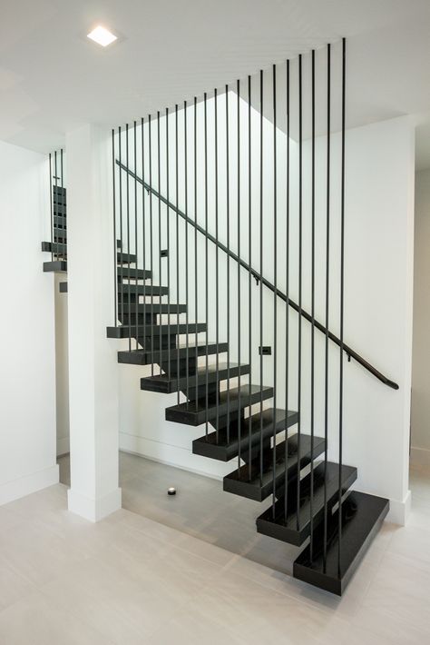 Vertical Bar Stair Railing - Memorial Houston Modern Home - Modern - Staircase - Houston - by IronWood Connection | Houzz Vertical Stair Railing, Painting Wooden Stairs, Stair Landing Decor, Stairs Remodel, Remodel Stairs, Entryway Stairs, Rustic Stairs, Hardwood Stairs, Stairs Design Interior