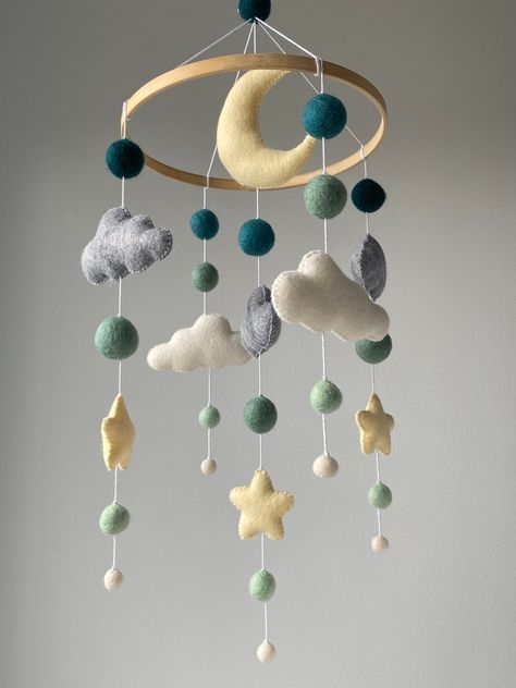 Diy Baby Mobile Boy, Crib Mobile Boy, Felt Cloud, Baby 2024, Crib Decoration, Felt Baby Mobile, Pom Pom Mobile, Felt Wool Ball, Handmade Mobile