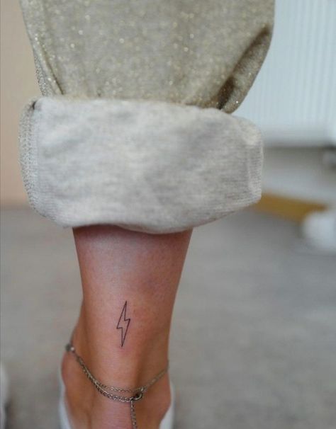 Mini Ankle Tattoos For Women, Minimalist Tattoo Locations, Small Fire Tattoo For Women, Fun Minimalist Tattoo, Minimalist Tattoo Drawings, Fire Minimalist Tattoo, Delicate Tattoo Minimalist, Minimalist Leg Tattoo, Fire Symbol Tattoo