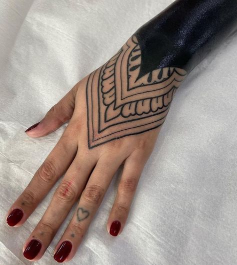 Black Mandala Tattoo Cover Up, Black Out Hand Tattoo Designs, Black Out Arm Tattoo Women, Feminine Blackout Tattoo, Wrist Blackout Tattoo, Black Out Arm Tattoo, Forearm Blackout Tattoo, Ornamental Hand Tattoo, Arrow Tattoo On Wrist