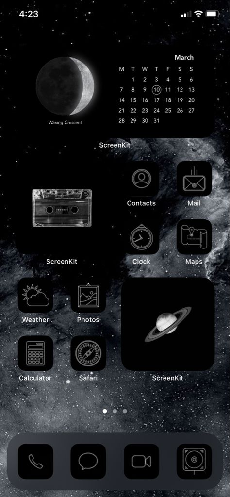 Space Theme Phone Wallpaper, Space Themed Iphone Homescreen, Moon Themed Home Screen, Moon Themed Phone Layout, Iphone Space Theme, Phone Themes Space, Space Iphone Layout, Space Themed Homescreen, Space Ios14 Theme