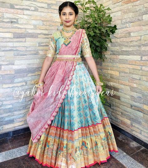 Kids Half Saree Designs, Half Saree Function Kids, Langa Jacket, Ladies Frock Design, Saree Function, Mom And Baby Dresses, Half Saree Function, Langa Voni, Long Blouse Designs