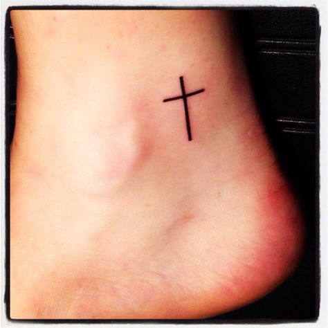 My first tattoo. Simple, petite cross on the inside of my ankle. Done in NY by @Kris Jarchowán Örn Kjartansson Patay. Love it. #ankle #cross Inside Foot Tattoo, Ankle Tattoo Cross, 29 Tattoo, Cross Tattoo Meaning, Simple Cross Tattoo, Tattoo Ankle, Vegas Tattoo, God Tattoos, Tattoo Simple