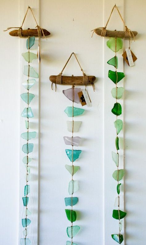 Deco Nature, Beach Glass Art, Sea Glass Crafts, Driftwood Crafts, Hanging Mobile, Beach Crafts, Sea Glass Art, Driftwood Art, Glass Ideas