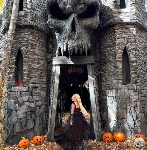 Holly Madison at Haunted Overload in Lee, NH · Holly Madison, Antonio Mora Artwork, Location History, Fireplace, Instagram Photos, On Twitter, Twitter, On Instagram, Instagram