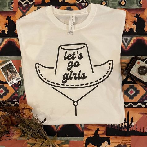 Lets Go Girls Shania Twain Classic Country Bachelorette Graphic Tee T-Shirt. This Is A Brand New Men’s Size 100% Cotton And True To Size But It Looks Great On Women As Well. Made To Order, Please Allow Up To 5 Business Days To Ship From California. Message Me With Questions Or Custom Requests. Country Bachelorette, Lets Go Girls, Yellow Tees, Shania Twain, Pacsun Tops, Mouse Print, Sister Shirts, Girls T Shirt, Lets Go