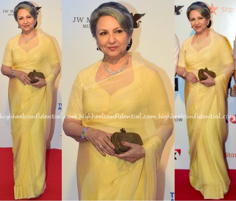 Sari Style - High Heel Confidential Latest Saree Blouse Designs Bollywood Celebrities, Sharmila Tagore Blouse Design, Sharmila Tagore Saree, Sari Style, Sharmila Tagore, Silver Haired Beauties, Desi Fits, Saree Blouse Styles, Indian Celebrity