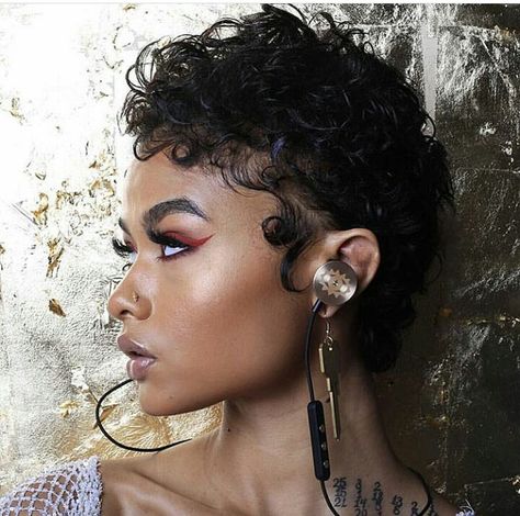 India Westbrooks India Love Short Hair, India Love Hair, Short Natural Curly Hair, India Westbrooks, India Love, Hair Therapy, Bald Head, Pixie Styles, Becoming A Model