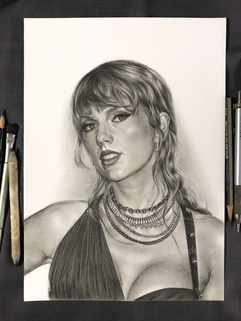 its taylor swift at the vmas 2023. wdyt?🥵 #taylorswift #aesthetic #taylornation #taytay #1989 #art #drawing #pencil #sketch #graphite Taylor Swift Pictures To Draw, Taylor Swift 1989 Drawing, How To Draw Taylor Swift, Taylor Swift Art Drawing, Taylor Swift Drawing Sketches, Taylor Swift Drawing Ideas, Taylor Swift Drawings, Drawing Of Taylor Swift, Taylor Swift Sketch